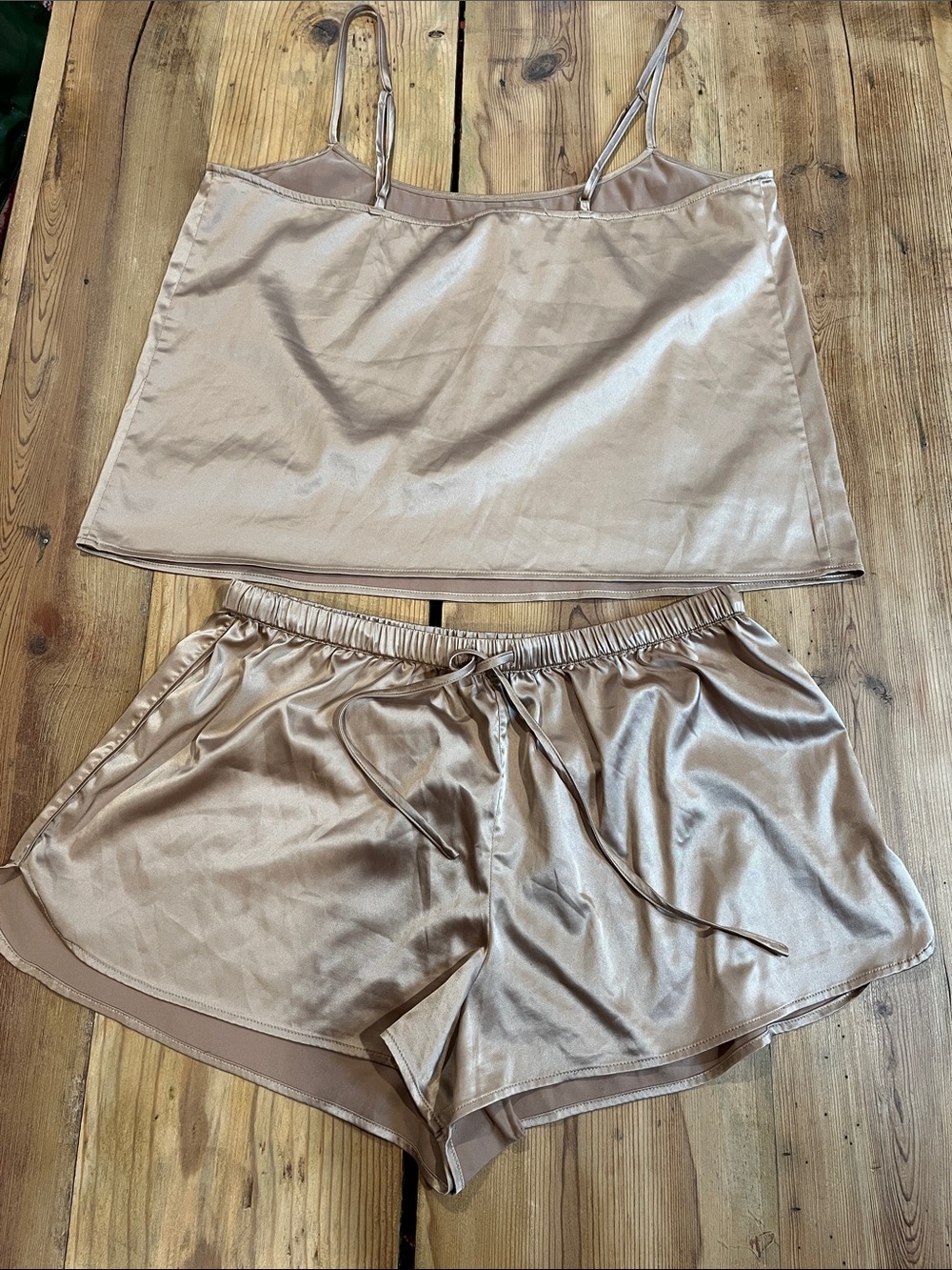 Set/2 SKIMS M Brown Hotel Shine Sleep Pajamas Shorts & Cami